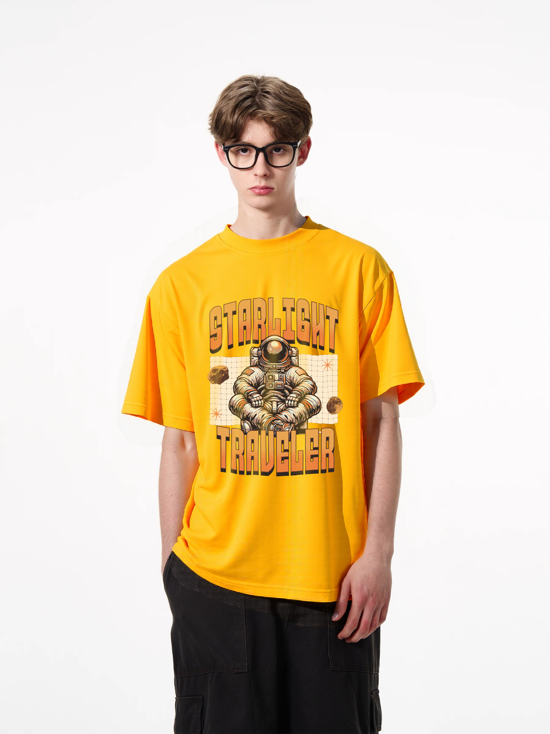 1pcs Starlight Traveler Astronaut Print T Shirt, Trendy Graphic Design, 180g Pure Cotton, Various Colors Available, Comfortable Fit, Perfect for Space Enthusiasts and Trendsetters alike. Must-Have Casual T-Shirts for Men Custom
