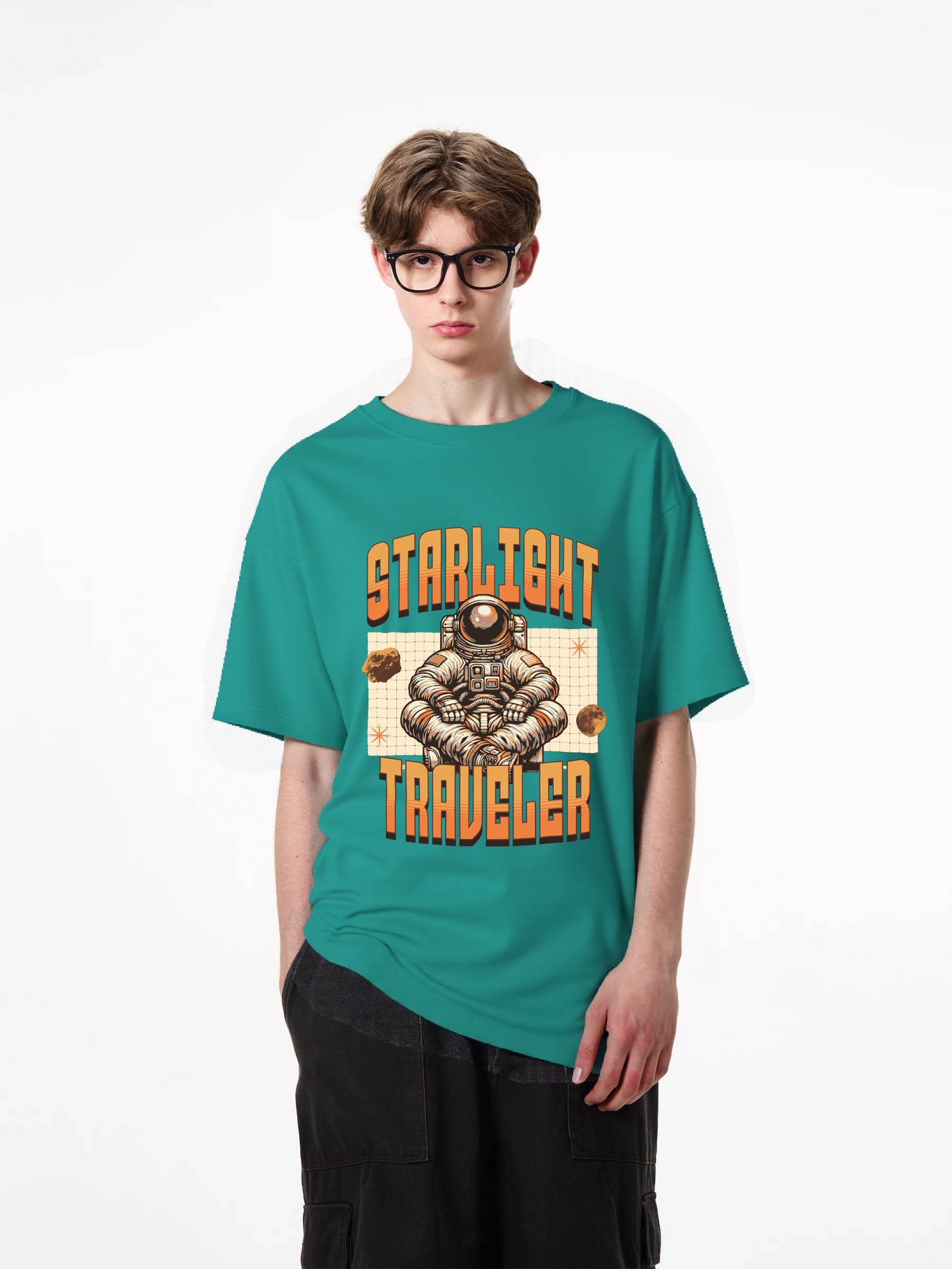 1pcs Starlight Traveler Astronaut Print T Shirt, Trendy Graphic Design, 180g Pure Cotton, Various Colors Available, Comfortable Fit, Perfect for Space Enthusiasts and Trendsetters alike. Must-Have Casual T-Shirts for Men Custom