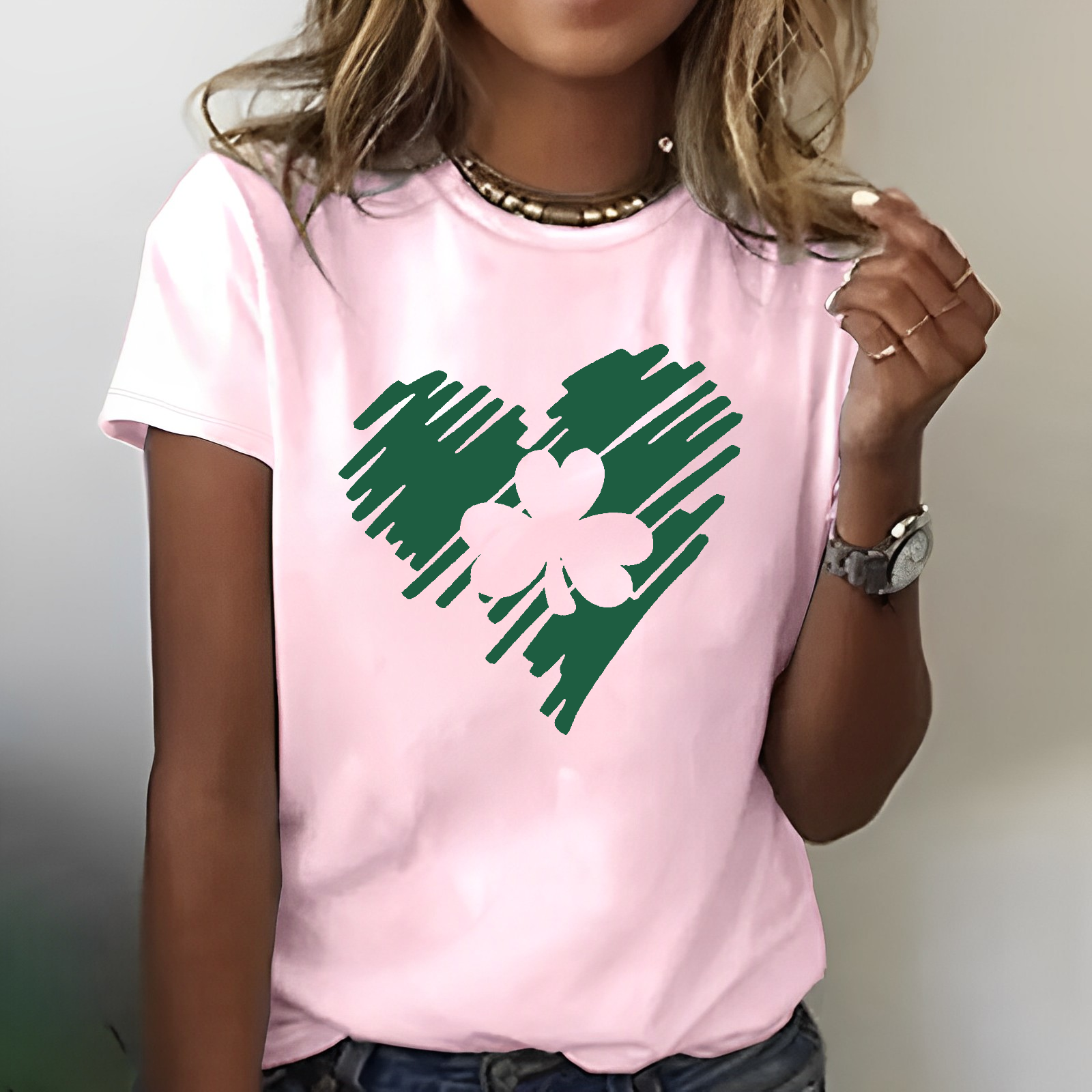St. Patrick's Day Hand Drawn Heart Shamrock Print Women T-shirt