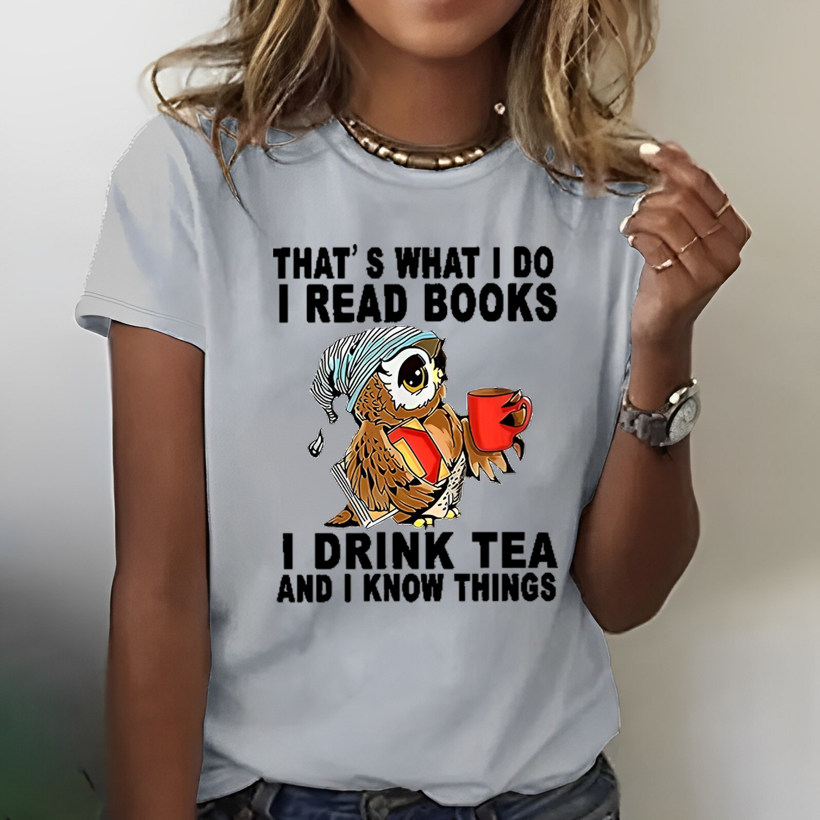 That's What I Do I Read Books Owl Graphic Print T-shirt