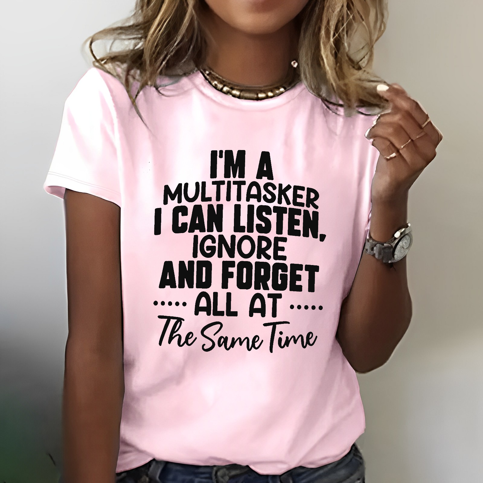I'M A Multitasker Funny Women T-shirt