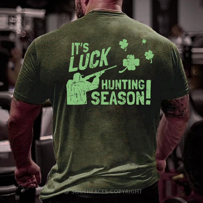 It's Luck Hunting Season Funny Clover Print Men's T-shirt